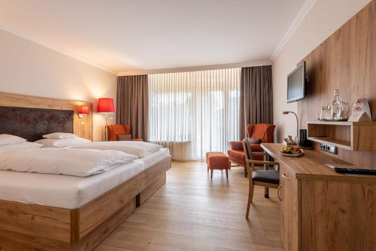 באד בוונסן Hotel Sonnenhuegel מראה חיצוני תמונה