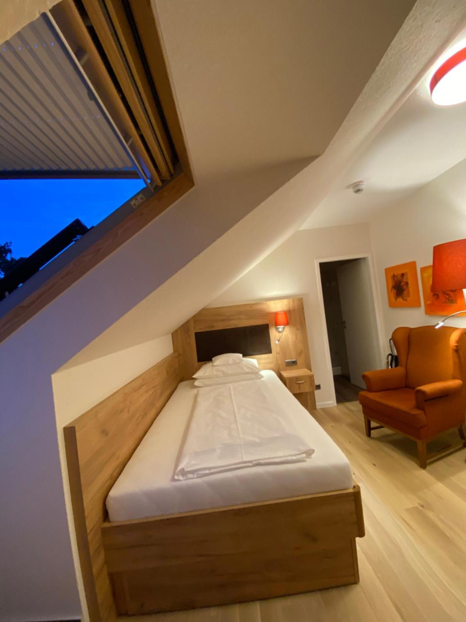 באד בוונסן Hotel Sonnenhuegel מראה חיצוני תמונה
