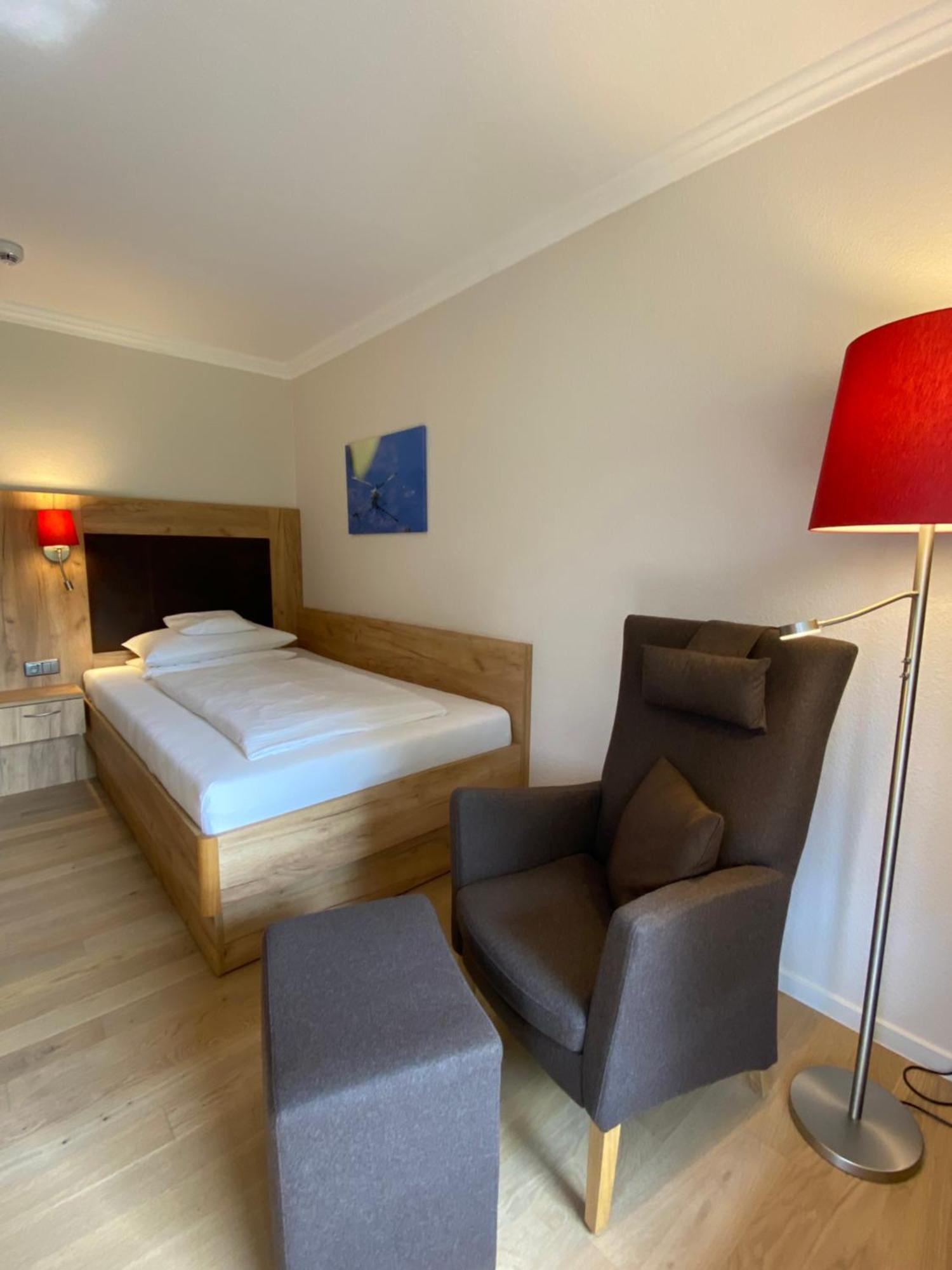 באד בוונסן Hotel Sonnenhuegel מראה חיצוני תמונה