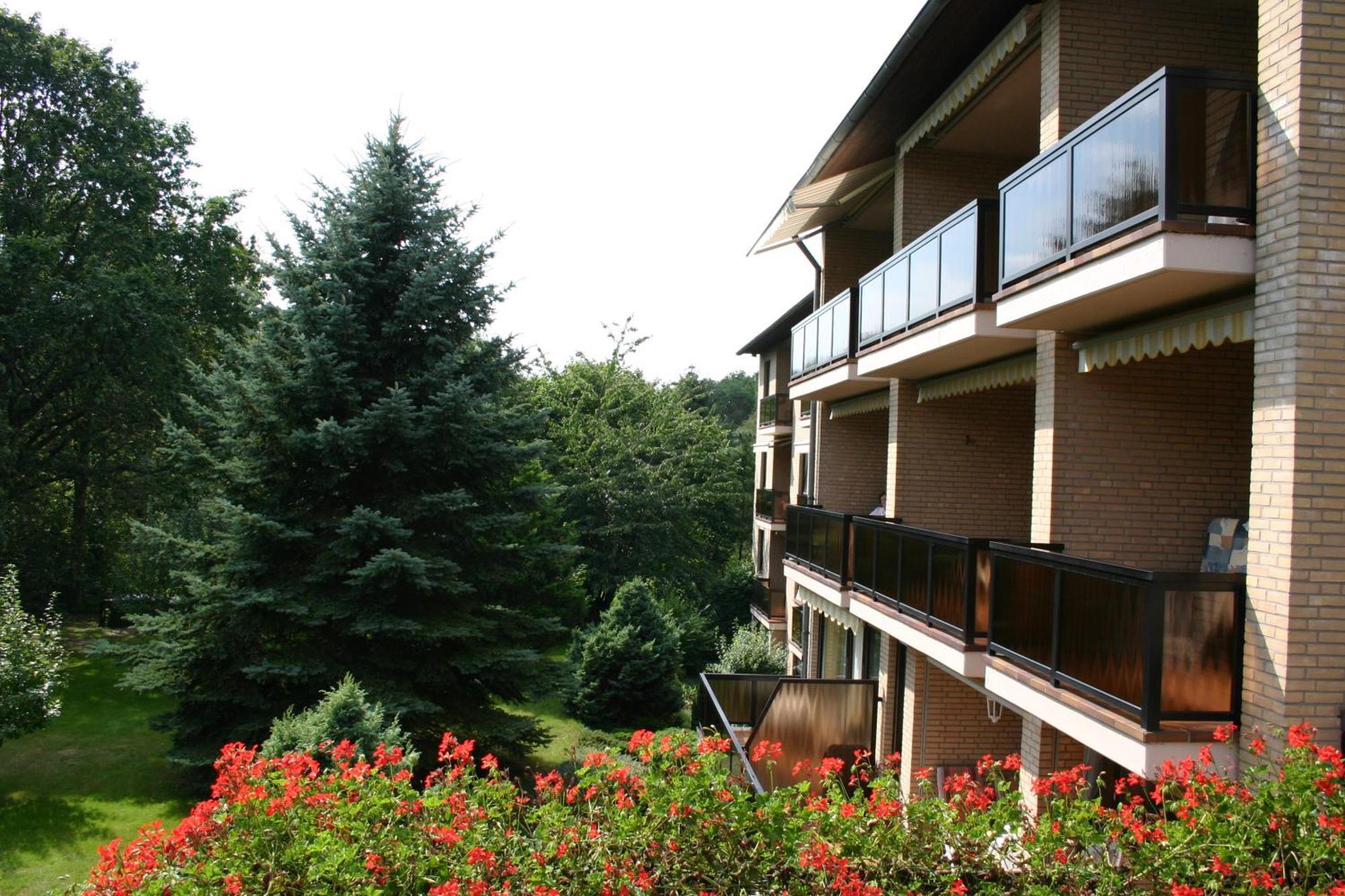 באד בוונסן Hotel Sonnenhuegel מראה חיצוני תמונה