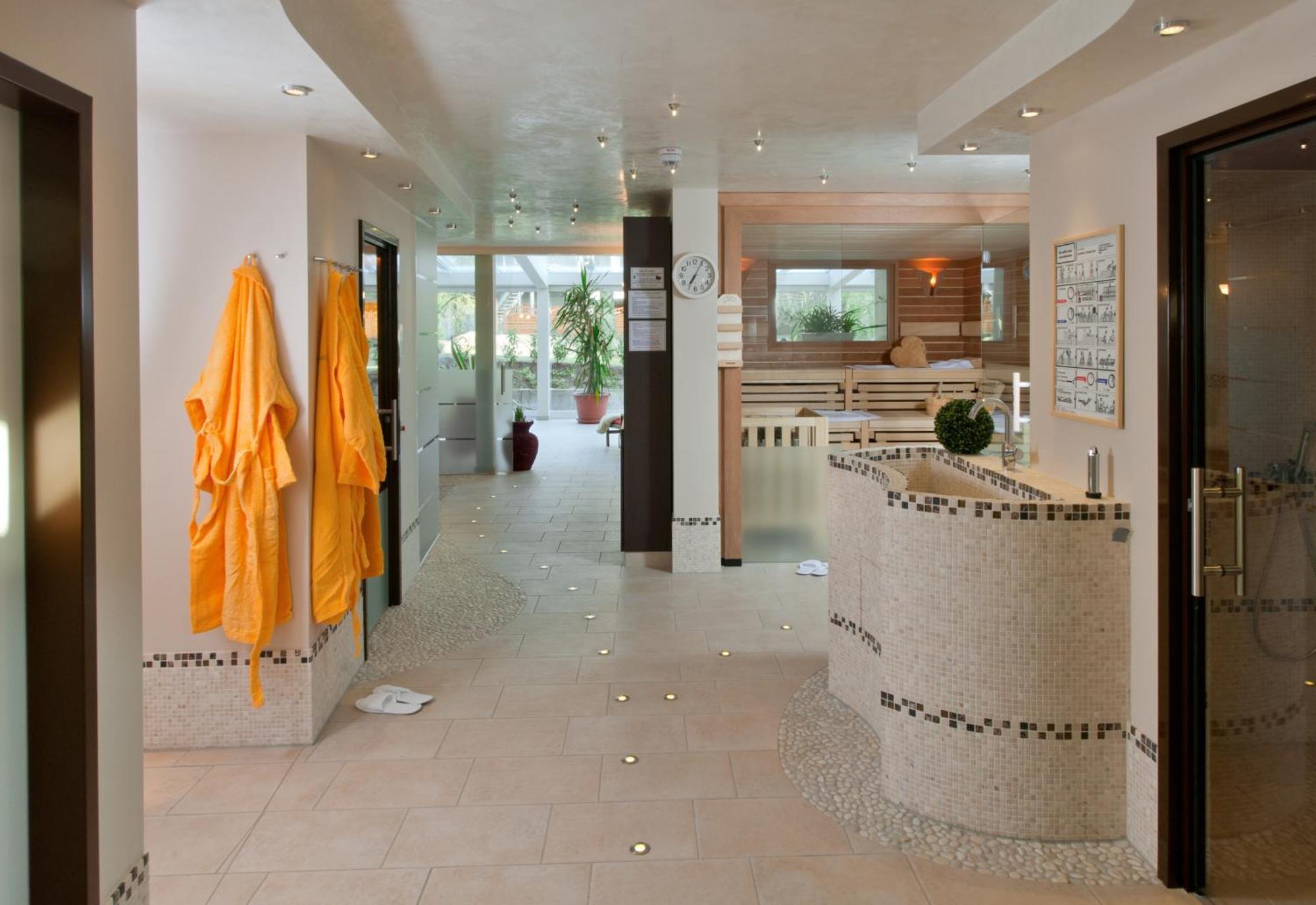 באד בוונסן Hotel Sonnenhuegel מראה חיצוני תמונה